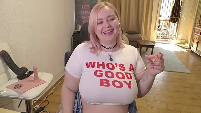 Snapshot of MargotGrey chatting on 02-21-26, 09:11 MargotGrey online show from 02-21-26, 09:11