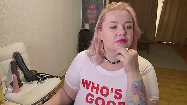 Snapshot of MargotGrey chatting on 02-05-26, 11:06 MargotGrey online show from 02-05-26, 11:06