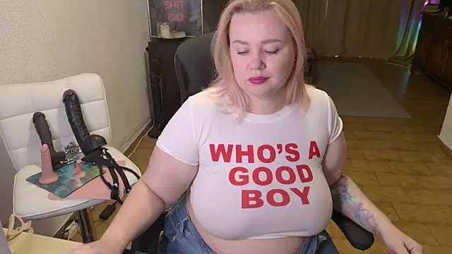 Snapshot of MargotGrey chatting on 03-02-26, 09:27 MargotGrey online show from 03-02-26, 09:27