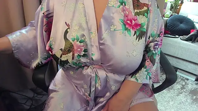 Anita-boobs online show from 05-17-26, 07:52