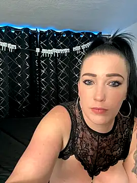 BonnyundClyde19 online show from 11-16-25, 02:00