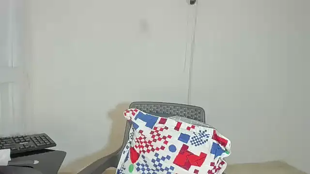 HUGEBOOBS MILF online show from 02-28-26, 01:38