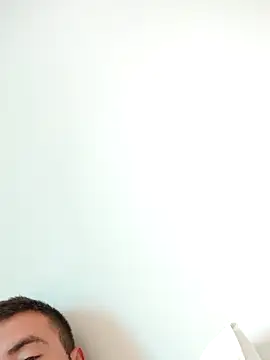 urielpereira online show from 11-04-25, 04:33