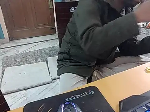 redvelvet 4 online show from 12-17-25, 02:22