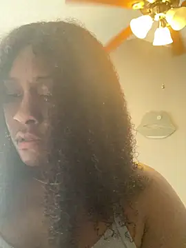 Snapshot of Foreignthababyy chatting on 11-08-25, 06:00 Foreignthababyy online show from 11-08-25, 06:00