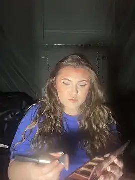 Snapshot of daddyarimm chatting on 03-26-26, 10:51 daddyarimm online show from 03-26-26, 10:51