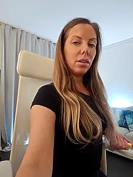 novaforyou1 online show from 11-28-25, 04:51