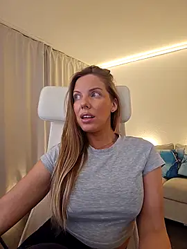 novaforyou1 online show from 04-05-26, 03:08