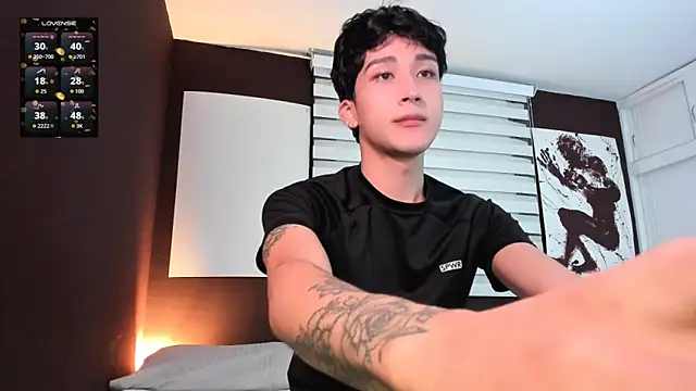 tom Howard online show from 04-06-26, 01:01