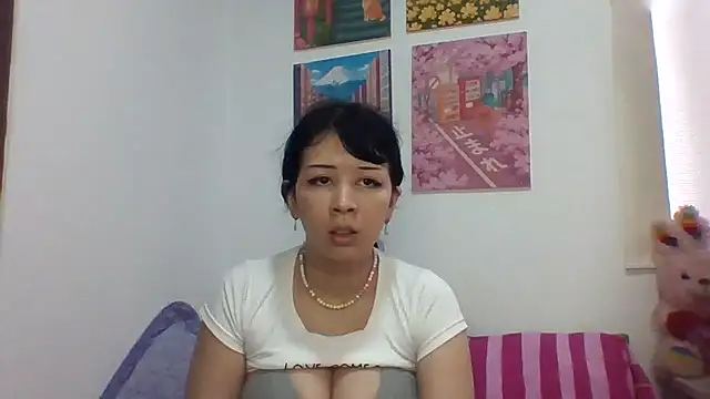 Haru Queenn online show from 09-10-25, 09:03