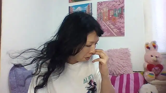 Haru Queenn online show from 09-12-25, 09:25