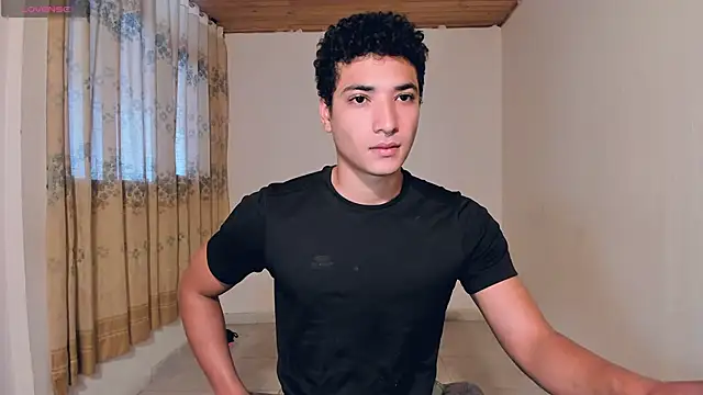 Snapshot of MitchellXD chatting on 02-15-26, 02:16 MitchellXD online show from 02-15-26, 02:16