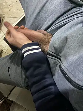 Snapshot of Egyptian-HugeDick chatting on 01-06-25, 01:42 Egyptian-HugeDick online show from 01-06-25, 01:42