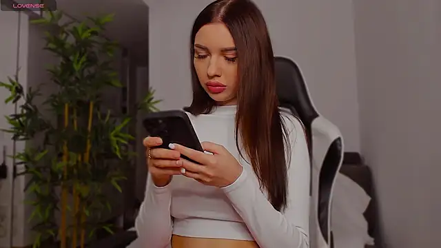 Jaylee Krys online show from 10-30-25, 06:16