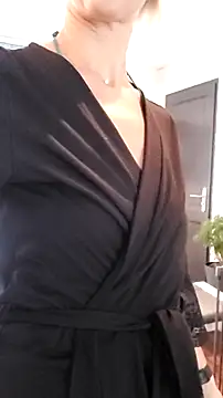 dancing sexy doll online show from 09-21-25, 10:09