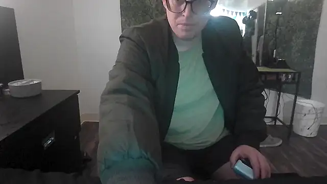 SilasRed online show from 01-06-25, 03:09