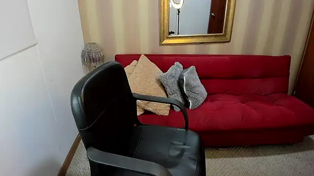 Snapshot of NicolettColin chatting on 01-16-26, 05:06 NicolettColin online show from 01-16-26, 05:06