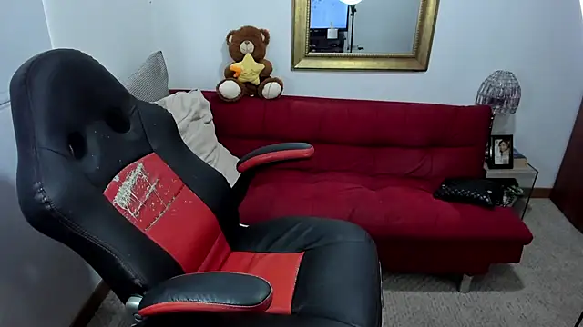 NicolettColin online show from 02-25-25, 08:00