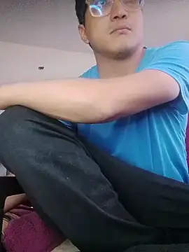 Mghty-cockl88 online show from 04-10-26, 02:24