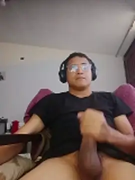 Mghty-cockl88 online show from 02-19-26, 03:31