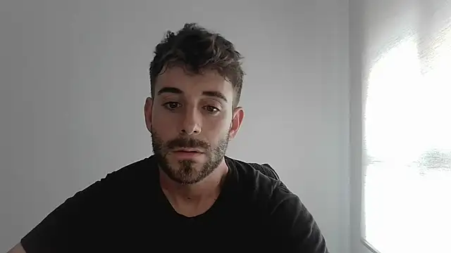 Snapshot of vargas90 chatting on 07-16-26, 11:29 vargas90 online show from 07-16-26, 11:29
