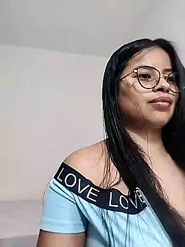 charlotte moineau online show from 02-04-25, 11:06