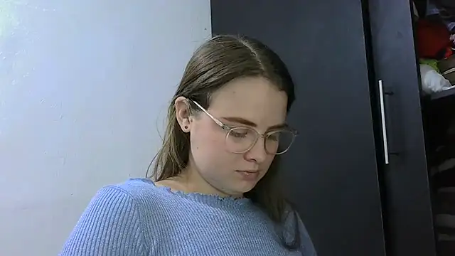 HellenMiyer1111 online show from 03-12-26, 04:55