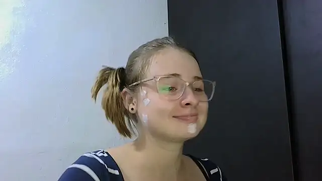 HellenMiyer1111 online show from 04-01-26, 02:24