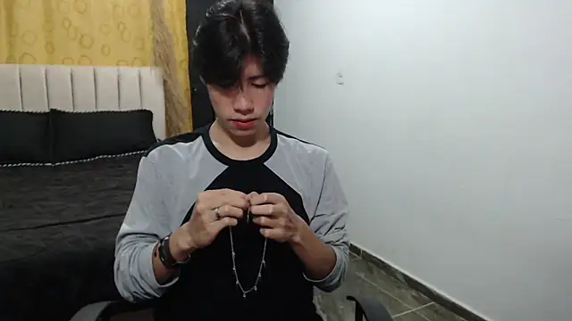 Elio-cam online show from 12-13-24, 08:09