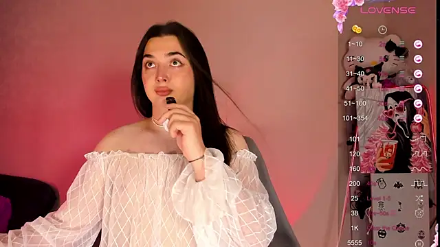 YsabellViveris online show from 03-08-25, 12:41