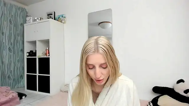 KenzieDawton online show from 05-16-26, 04:28