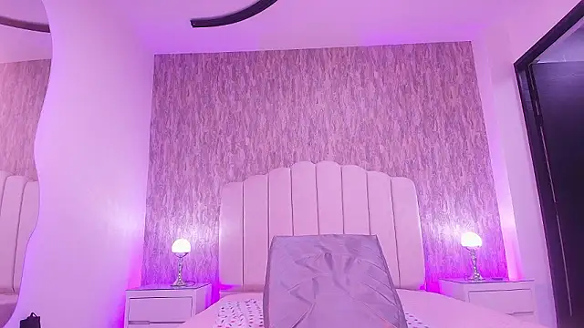 raven lilith  online show from 02-15-26, 03:40