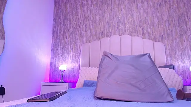 raven lilith  online show from 01-10-26, 03:13