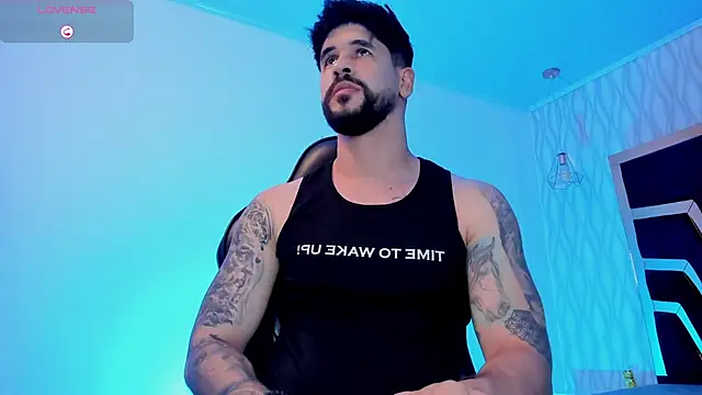 Snapshot of Petesevans chatting on 03-12-26, 11:20 Petesevans online show from 03-12-26, 11:20