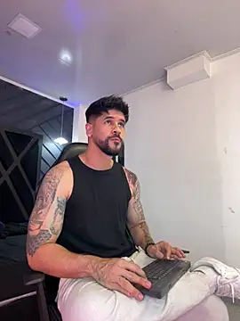 Snapshot of Petesevans chatting on 04-16-26, 11:18 Petesevans online show from 04-16-26, 11:18