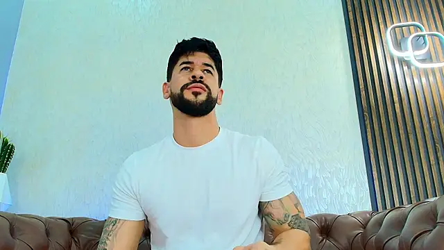 Snapshot of Petesevans chatting on 06-16-26, 12:10 Petesevans online show from 06-16-26, 12:10