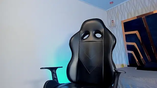 Snapshot of Petesevans chatting on 03-06-26, 11:22 Petesevans online show from 03-06-26, 11:22