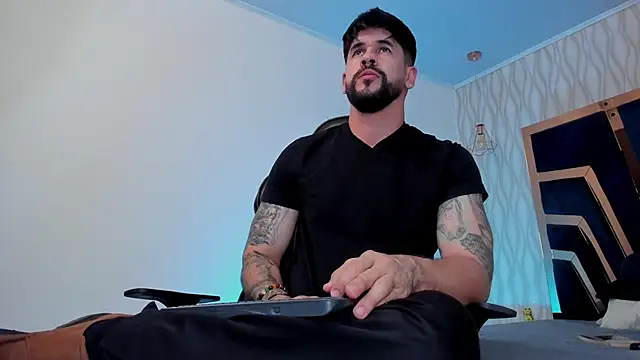 Snapshot of Petesevans chatting on 03-20-26, 11:28 Petesevans online show from 03-20-26, 11:28