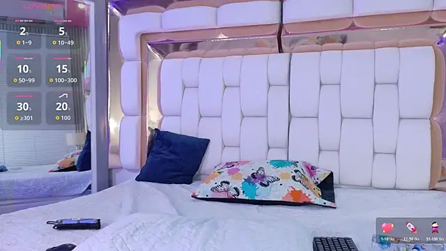 Snapshot of sexysistter chatting on 11-11-25, 12:33 sexysistter online show from 11-11-25, 12:33