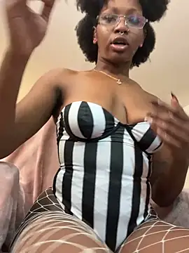 mochamimi online show from 11-01-25, 03:24