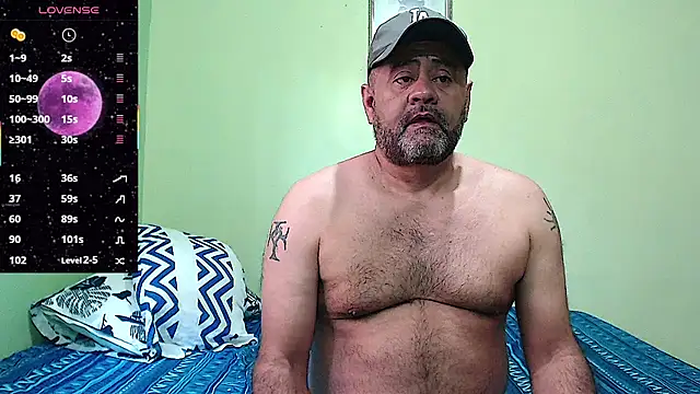 Snapshot of daddy_mao chatting on 02-28-25, 08:07 daddy mao online show from 02-28-25, 08:07