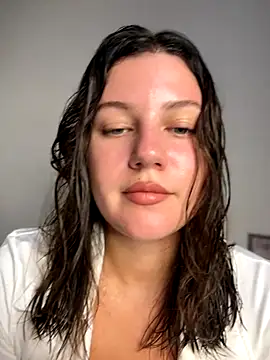 Snapshot of likaxxx chatting on 09-08-25, 06:18 likaxxx online show from 09-08-25, 06:18