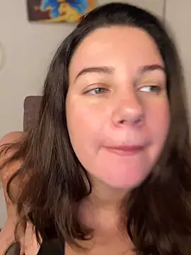 Snapshot of likaxxx chatting on 10-12-25, 06:31 likaxxx online show from 10-12-25, 06:31