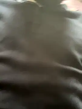 Snapshot of shehandme chatting on 10-04-25, 03:46 shehandme online show from 10-04-25, 03:46