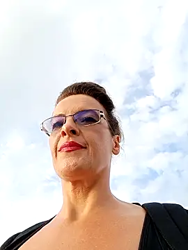 Snapshot of RebeccaNoble chatting on 09-10-25, 04:44 RebeccaNoble online show from 09-10-25, 04:44