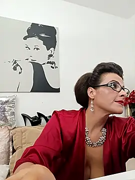 Snapshot of RebeccaNoble chatting on 10-16-25, 12:13 RebeccaNoble online show from 10-16-25, 12:13