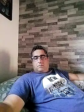 Snapshot of ADRIAN_ADI40 chatting on 05-05-26, 06:27 ADRIAN ADI40 online show from 05-05-26, 06:27