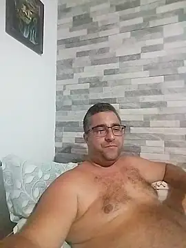 ADRIAN ADI40 online show from 07-18-26, 10:18