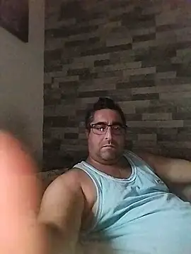 Snapshot of ADRIAN_ADI40 chatting on 05-17-26, 04:12 ADRIAN ADI40 online show from 05-17-26, 04:12