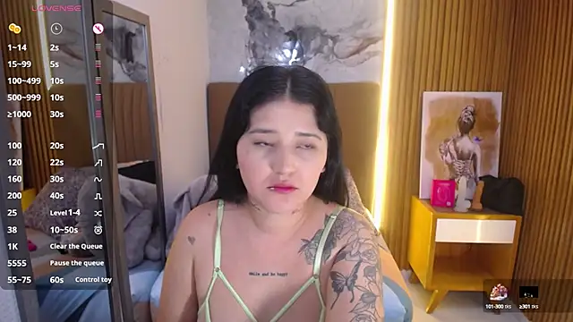 BIANCAROY1 online show from 09-30-25, 06:58